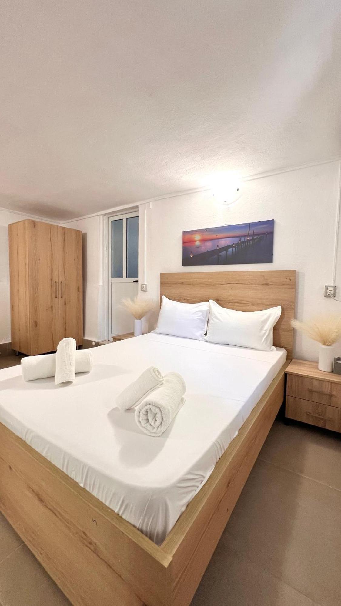 Petra Oliva Apartment Dhermi Ngoại thất bức ảnh